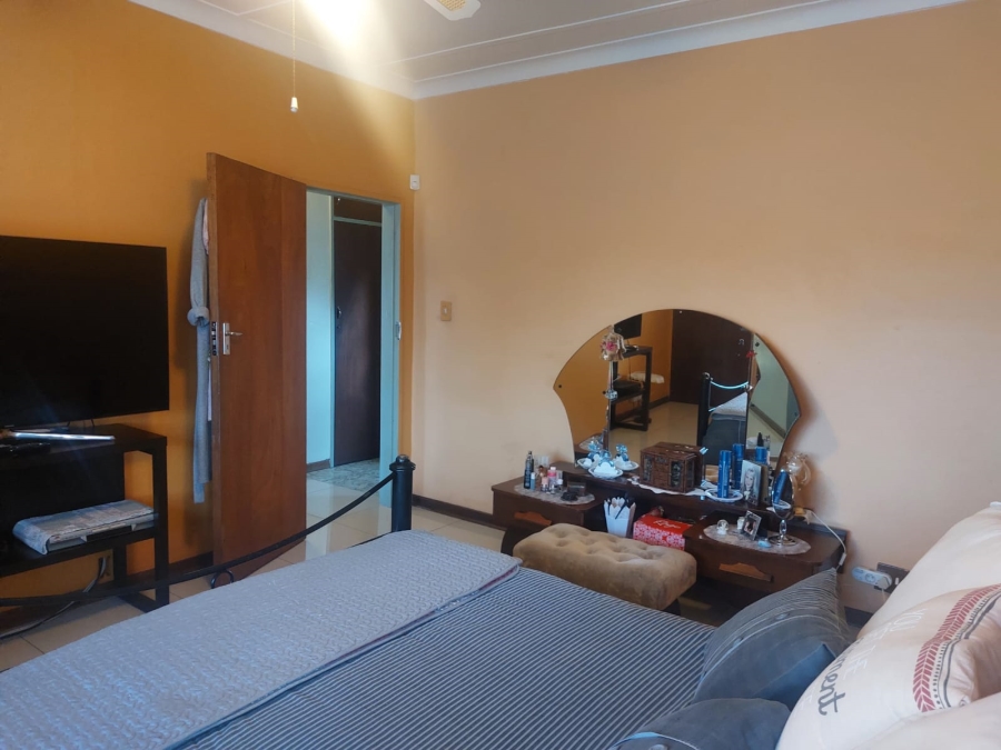 4 Bedroom Property for Sale in Monument Heights Northern Cape
